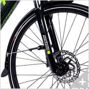 Bicicletta elettrica da trekking POWER-TREK 6.2: particolare cerchio anteriore